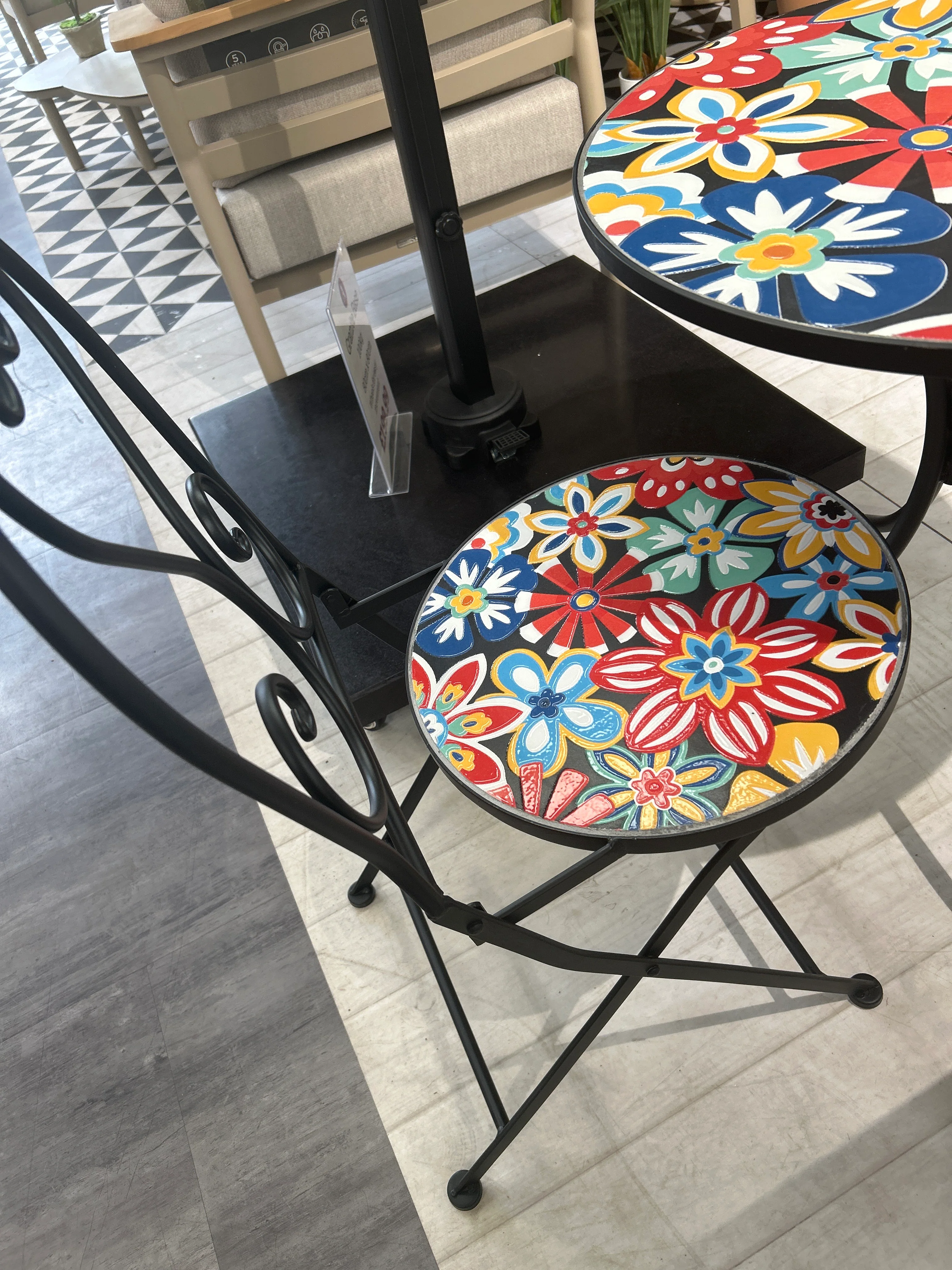 Floral Fiesta 60cm Mosaic Bistro Set - Image 3