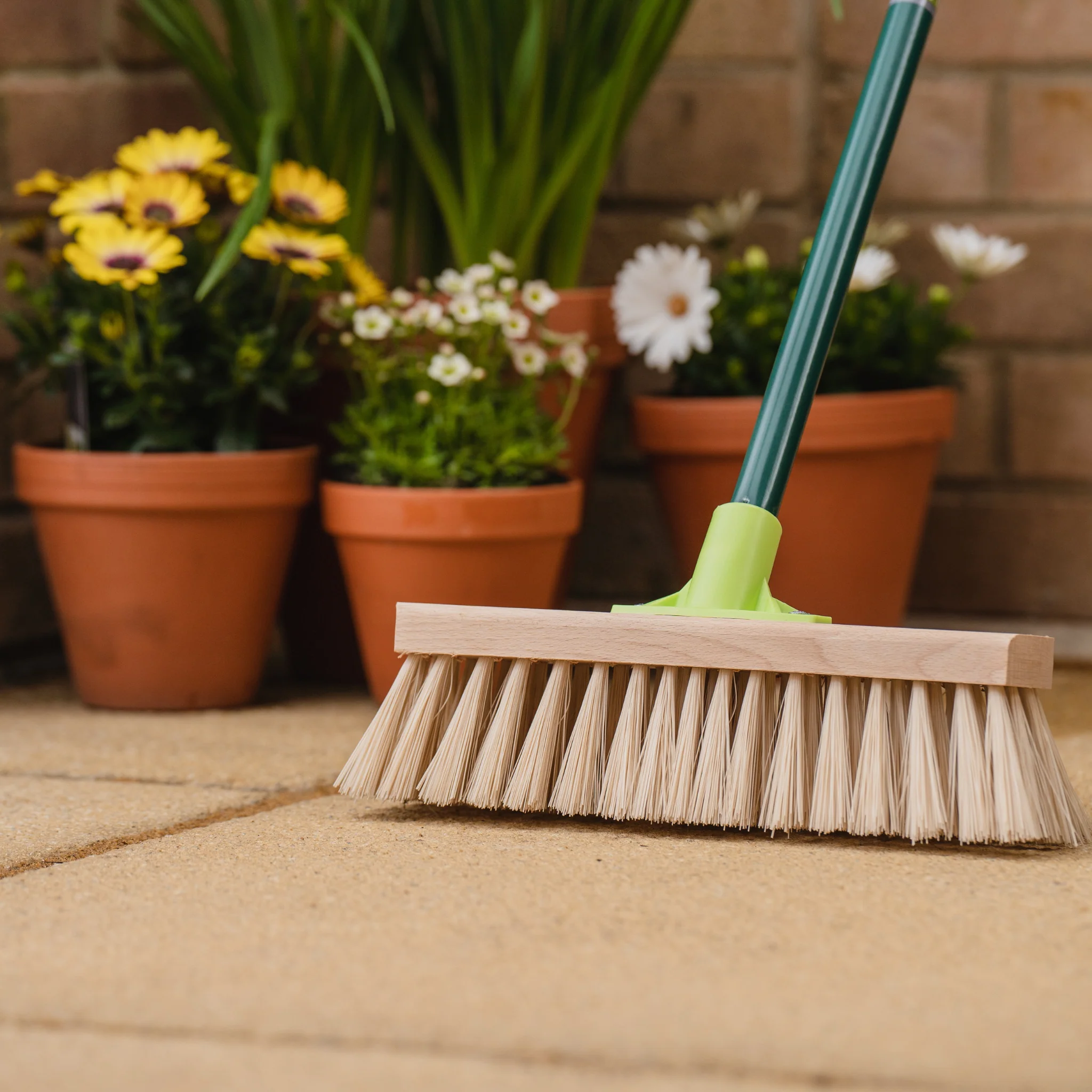 Gardman Soft Garden Broom - Image 3