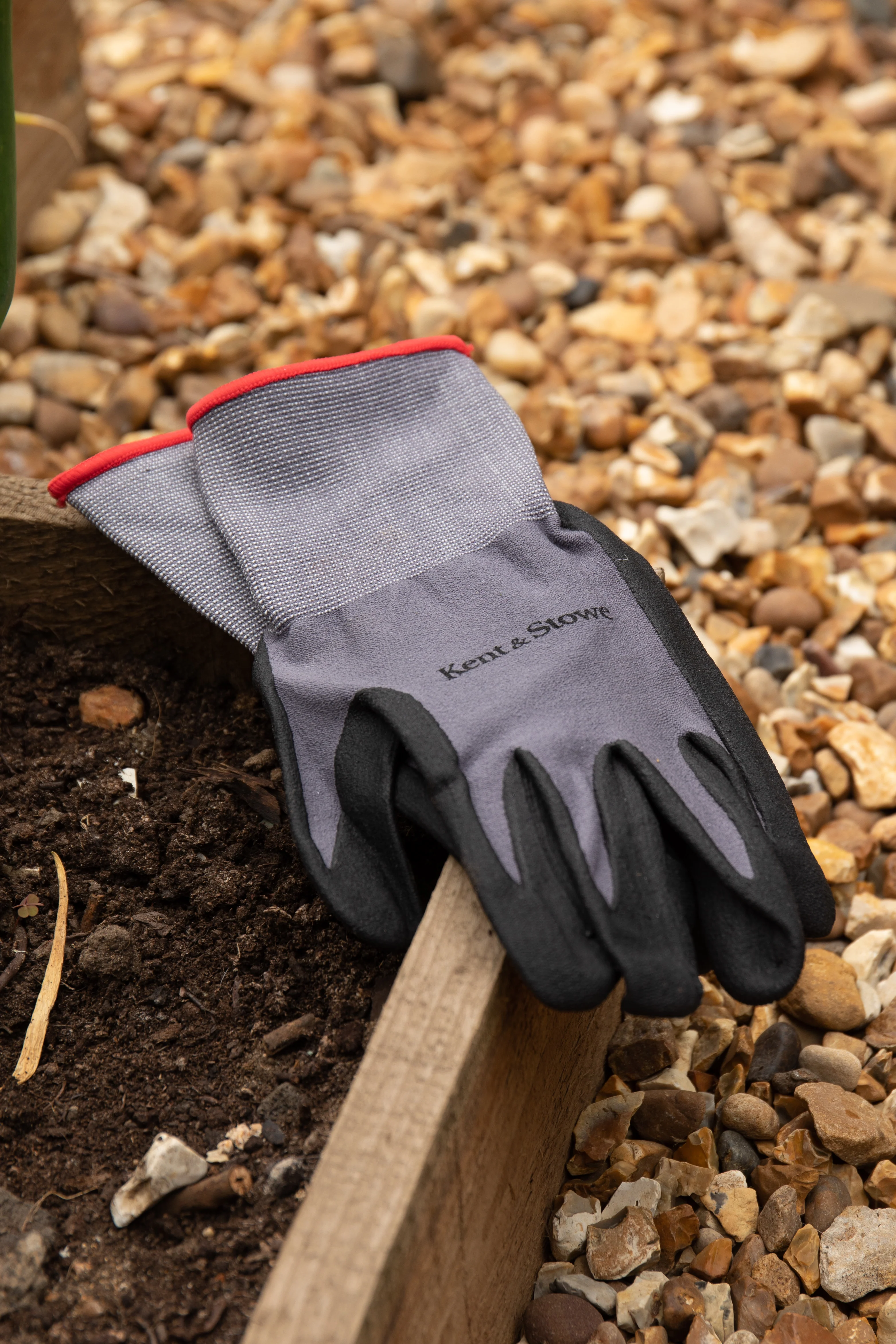 Kent & Stowe Premium Seed & Weed Red Gardening Gloves Large - Image 7
