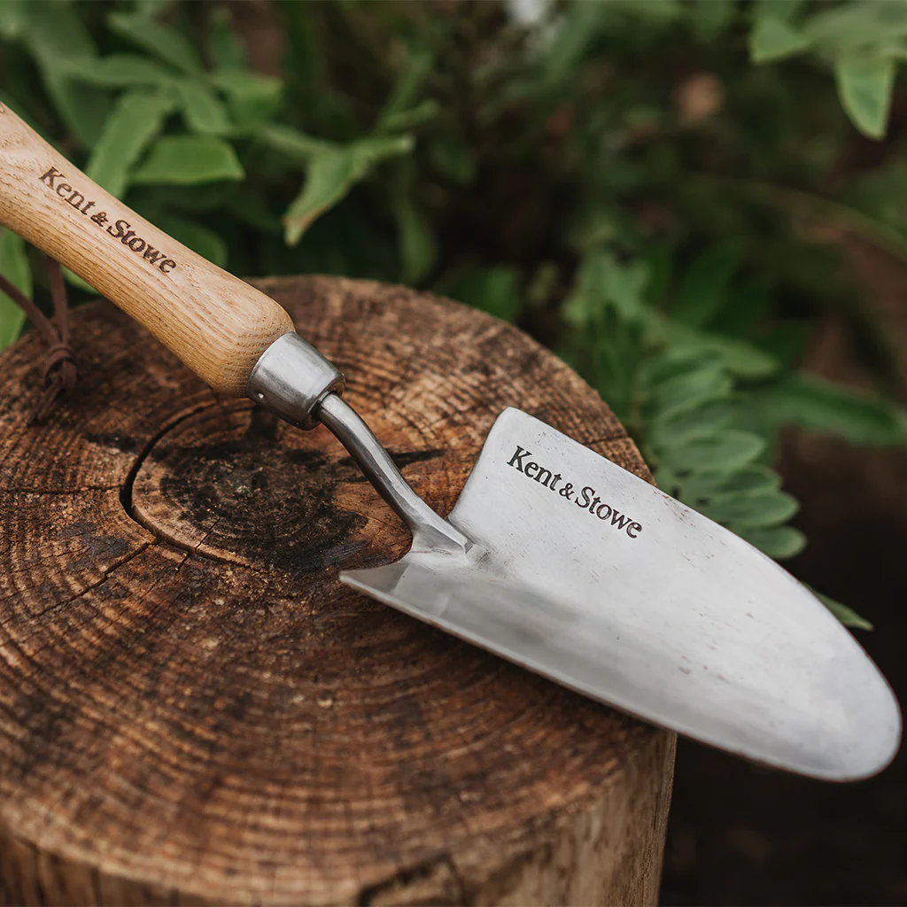 Kent & Stowe Stainless Steel Hand Trowel - Image 3