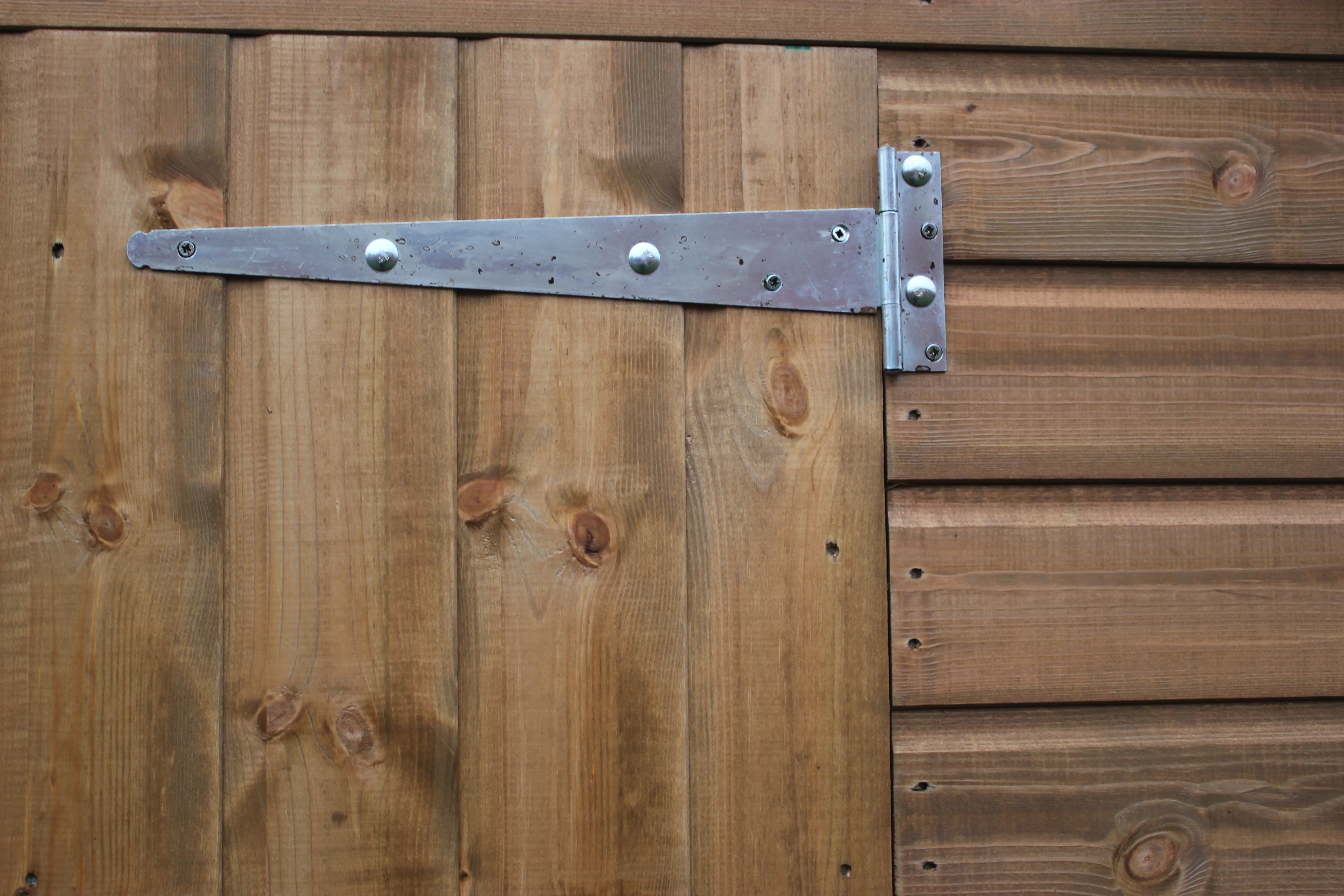 Security apex shed - Image 2