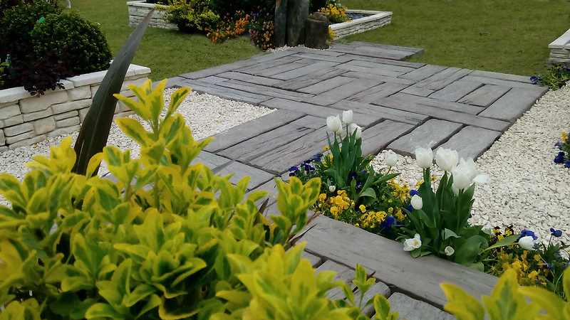 Sleeper Paving Brown Oak